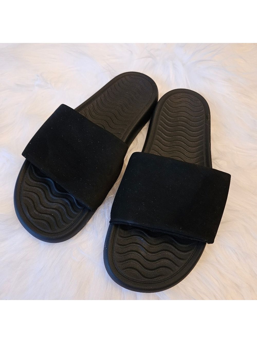 Size 7 LazyPants Black Slides with Velvet Velour Top NWOT